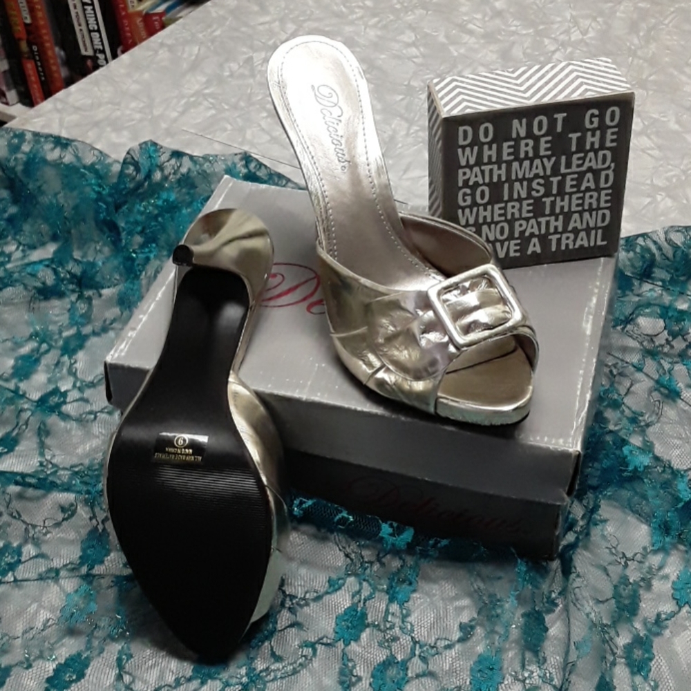 Delicious heels